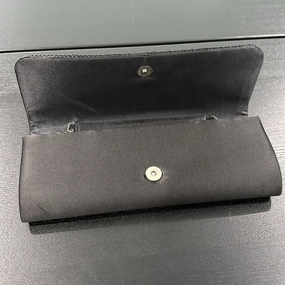 Bebe Chain Design Clutch with Strap - Picture 7 of 14